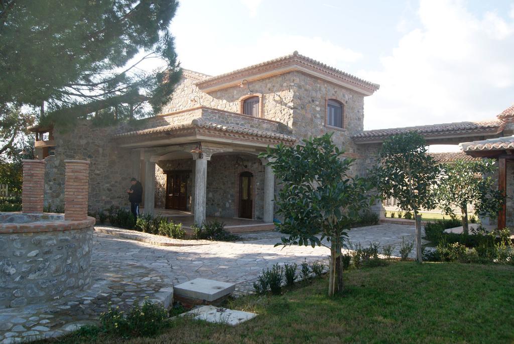 Agriturismo L' Agrumeto Francavilla Marittima Exterior photo